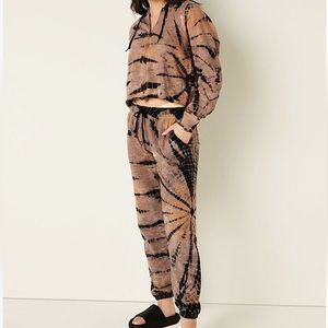 Pink Summer lounge cotton zip hoodie & matching pants size Medium